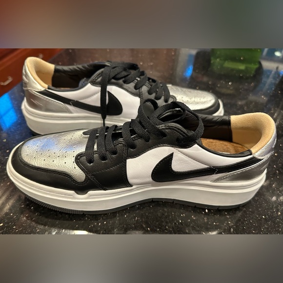 Nike Air Jordan 1 Elevate Low Silver Toe - Picture 2 of 6